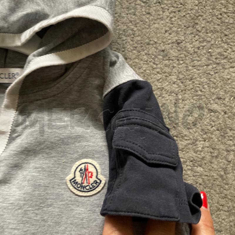 VESTITO BAMBINO MONCLER GRIGIO CON CAPPUCCIO MANICHE BORDO BLU | Mercatino dell'Usato Carmagnola 3