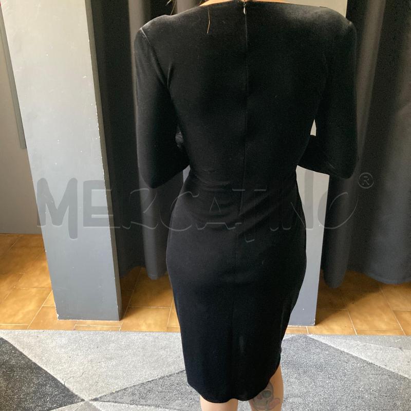 VESTITO DONNA NERO EMPORIO ARMANI STRASS LARI VELLUTO  | Mercatino dell'Usato Carmagnola 3
