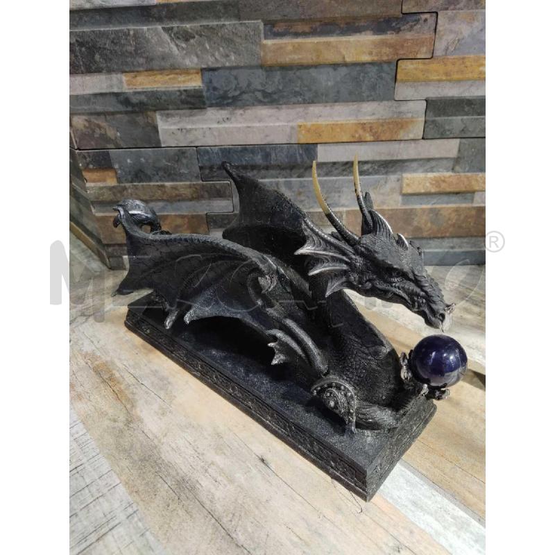 ACTION FIGURE DRAGONE NERO CON SFERA BLU | Mercatino dell'Usato Settimo torinese 3