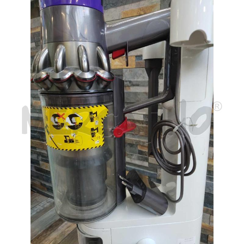 ASPIRA POLVERE DYSON V10 BATTERIA PARZIALMENTE USUARAT | Mercatino dell'Usato Settimo torinese 4