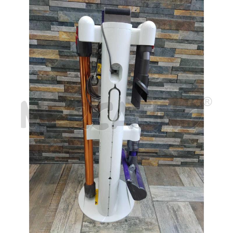 ASPIRA POLVERE DYSON V10 BATTERIA PARZIALMENTE USUARAT | Mercatino dell'Usato Settimo torinese 5