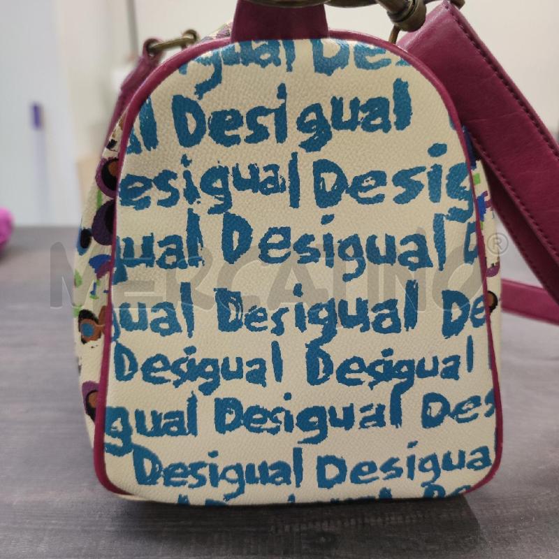 BAULETTO DESIGUAL SCRITTE LOGHI PROF. VIOLA | Mercatino dell'Usato Settimo torinese 3