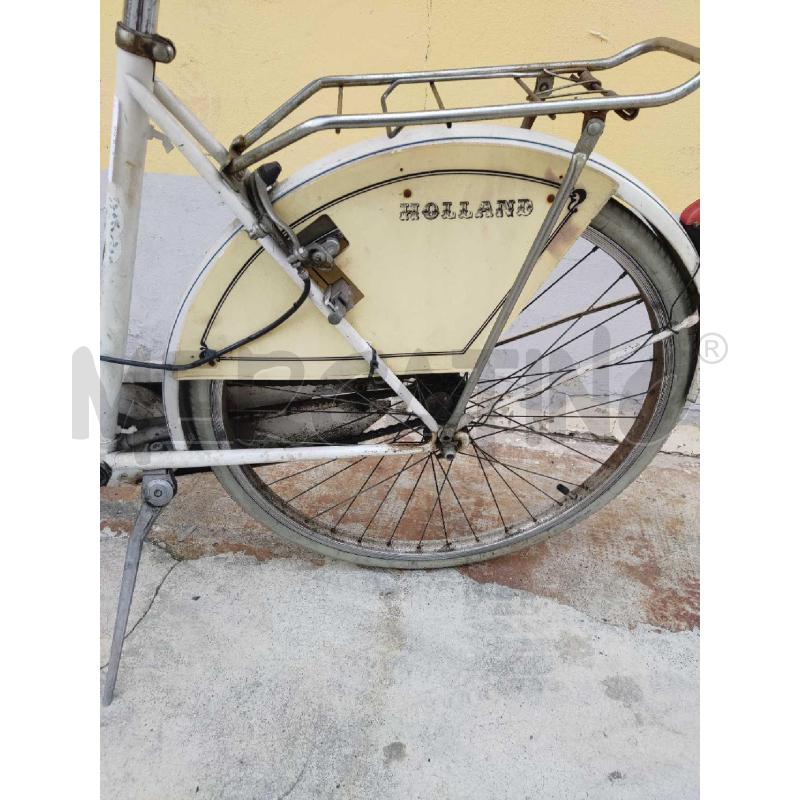 BICICLETTA DONNA FLORY BIANCA CON CESTINO  | Mercatino dell'Usato Settimo torinese 4