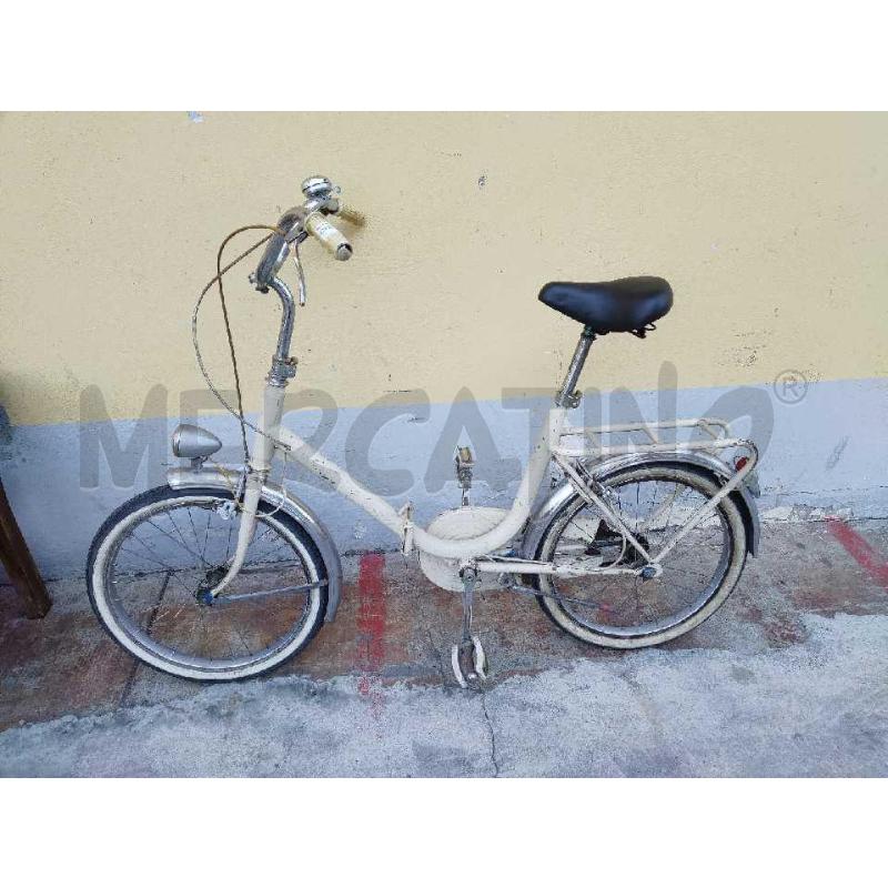 BICICLETTA GAZZELLA BIANCA VERNICITI | Mercatino dell'Usato Settimo torinese 1