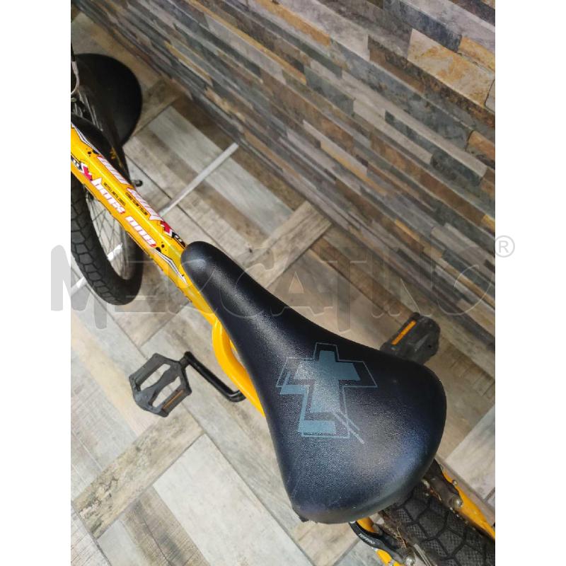 BICICLETTINA BMX GIALLA DECATHLON | Mercatino dell'Usato Settimo torinese 4