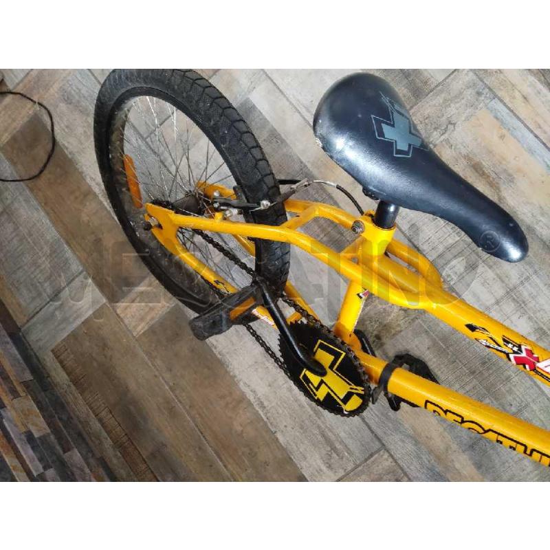 BICICLETTINA BMX GIALLA DECATHLON | Mercatino dell'Usato Settimo torinese 5