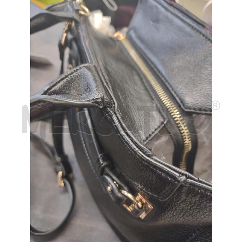 BORSA DONNA GAUDI' NERA CON TRACOLLA METALO DORATA | Mercatino dell'Usato Settimo torinese 5