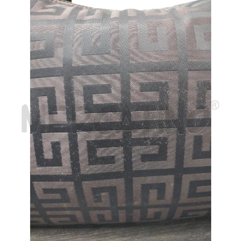 BORSA DONNA GIVENCHY TRACOLLA IN NYLON PROFILI PELLE | Mercatino dell'Usato Settimo torinese 5