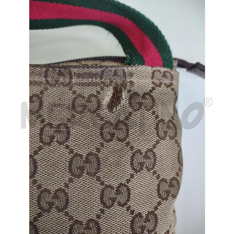 BORSELLO GUCCI TESSUTO MONOGRAM | Mercatino dell'Usato Settimo torinese 3