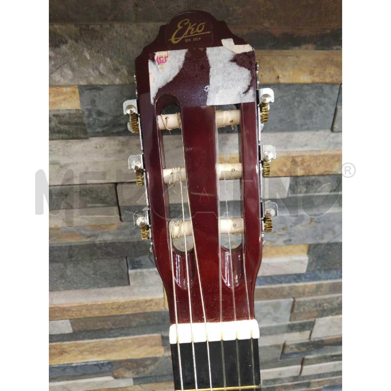 CHITARRA EKO CON CUSTODIA | Mercatino dell'Usato Settimo torinese 3