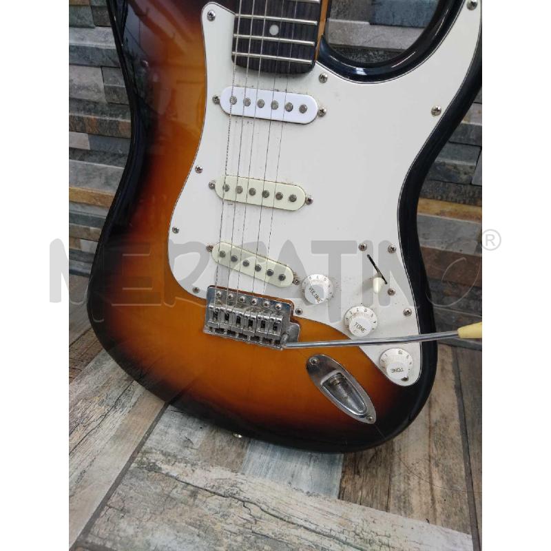 CHITARRA ELETTRICA EKO EST 1959 SUPERBULLETS | Mercatino dell'Usato Settimo torinese 3