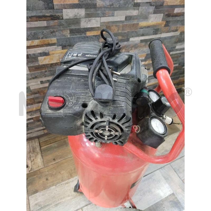 COMPRESSORE BLACK DECKER  | Mercatino dell'Usato Settimo torinese 3