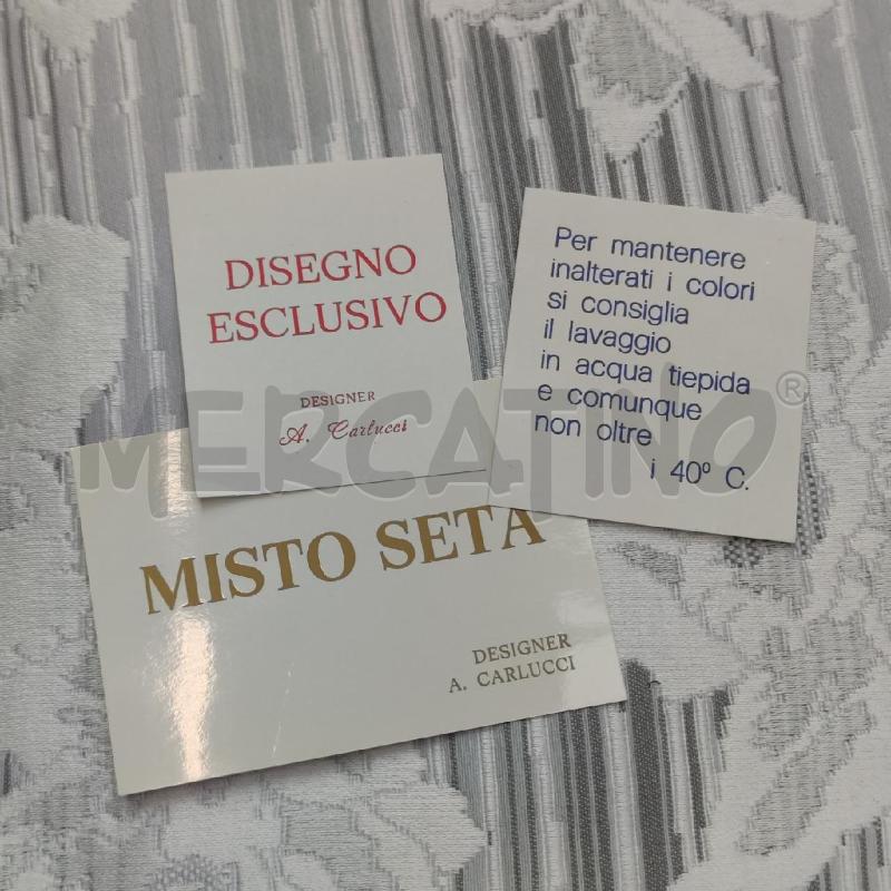 COPRILETTO A.CARLUCCI GRIGIO RIGHE FIORI BIANCHI | Mercatino dell'Usato Settimo torinese 4