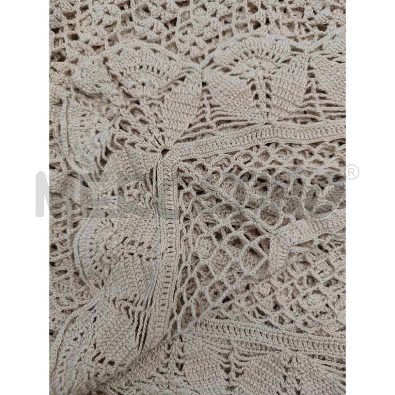 COPRITAVOLO UNCINETTO BEIGE MEDIO | Mercatino dell'Usato Settimo torinese 3