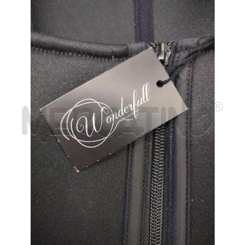 CORSETTO TOP WONDERFULL MOTIVO BIANCO NERO RIGHE | Mercatino dell'Usato Settimo torinese 3