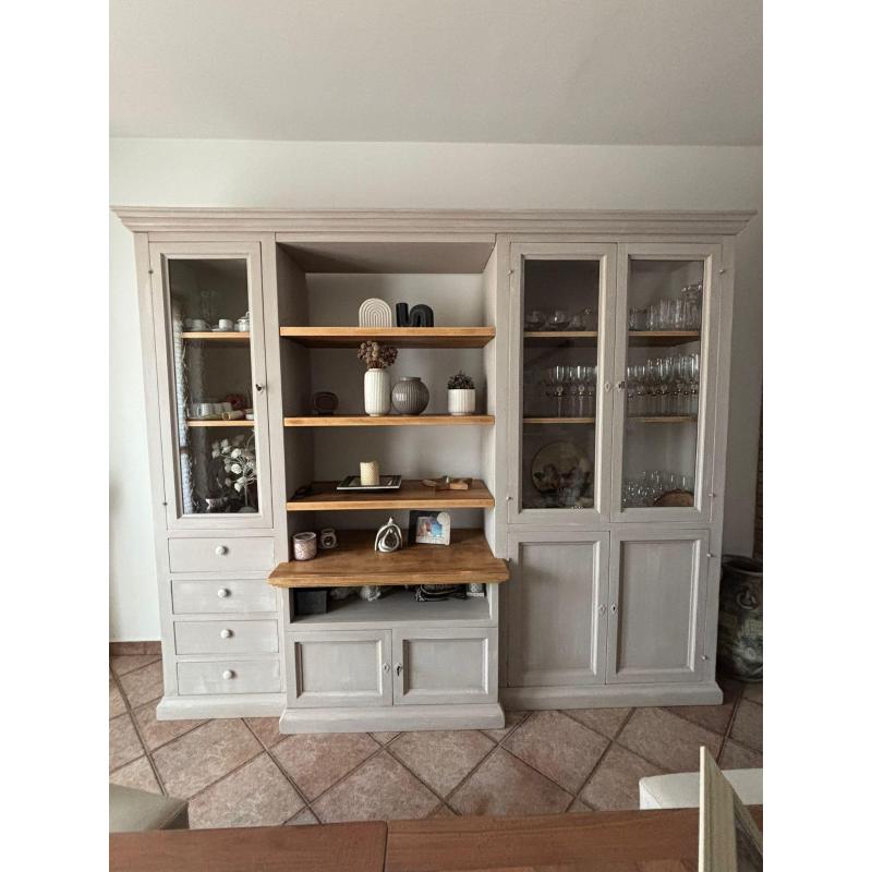 CREDENZA SHABBY CHIC IN NOCE VETRINA PROVENZALE | Mercatino dell'Usato Settimo torinese 1