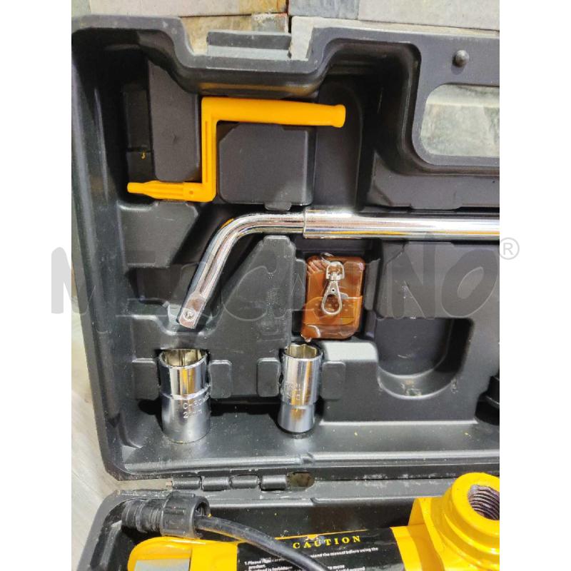CRIC ELETTRICO CAR JACK | Mercatino dell'Usato Settimo torinese 4