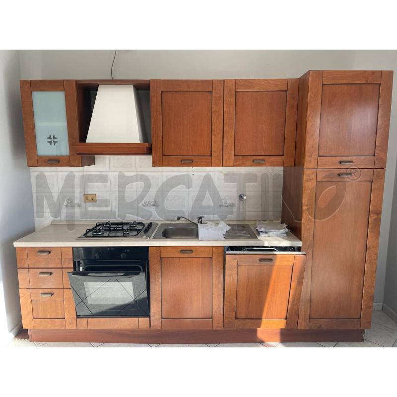 CUCINA LINEARE LEGNO  | Mercatino dell'Usato Settimo torinese 2