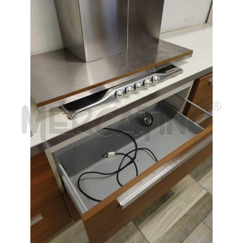 CUCINA LINEARE MODERNA GIALLINA  | Mercatino dell'Usato Settimo torinese 5