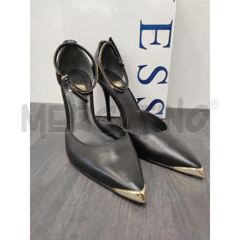 DECOLLETE NERE GUESS MARCIANO PUNTA DORATA METALLICA PELLE | Mercatino dell'Usato Settimo torinese 1