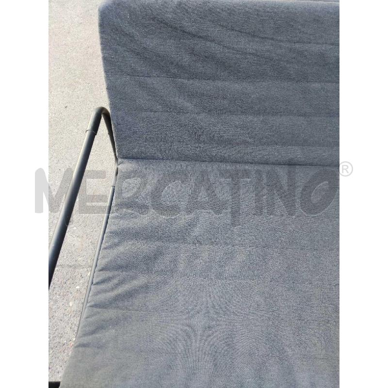 DIVANETTO DA ESTERNO CON MATERASSO TESSUTO GRIGIO | Mercatino dell'Usato Settimo torinese 2