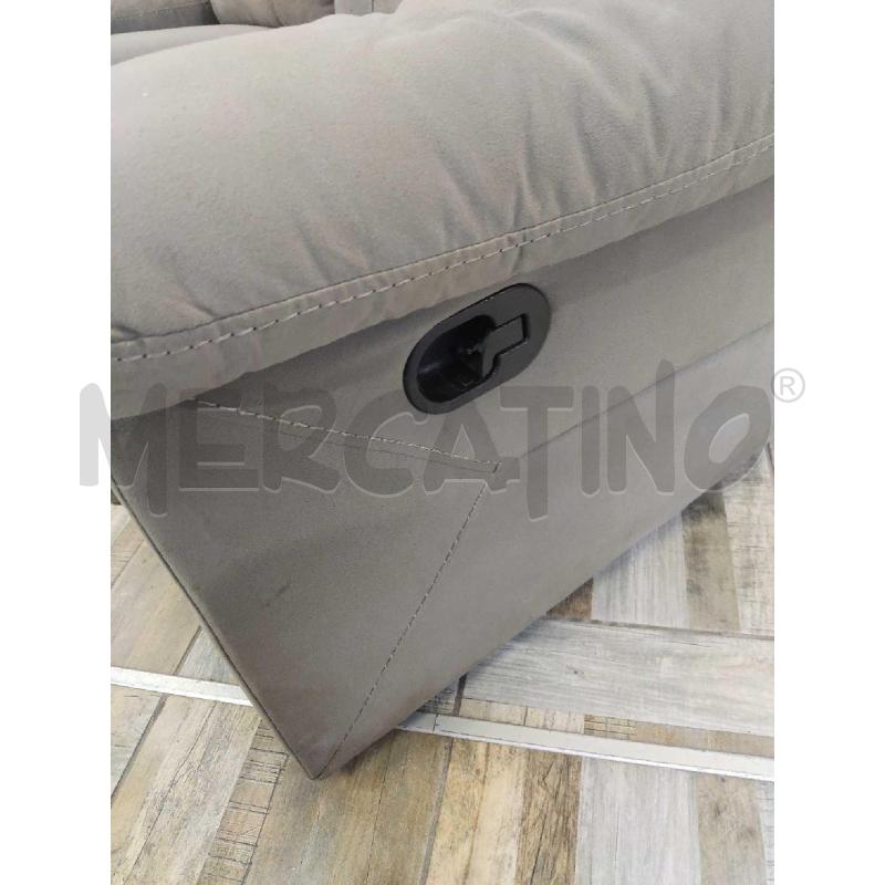 DIVANETTO DUE POSTI ALCANTARA CON DIFETTO MANIGLIA | Mercatino dell'Usato Settimo torinese 5