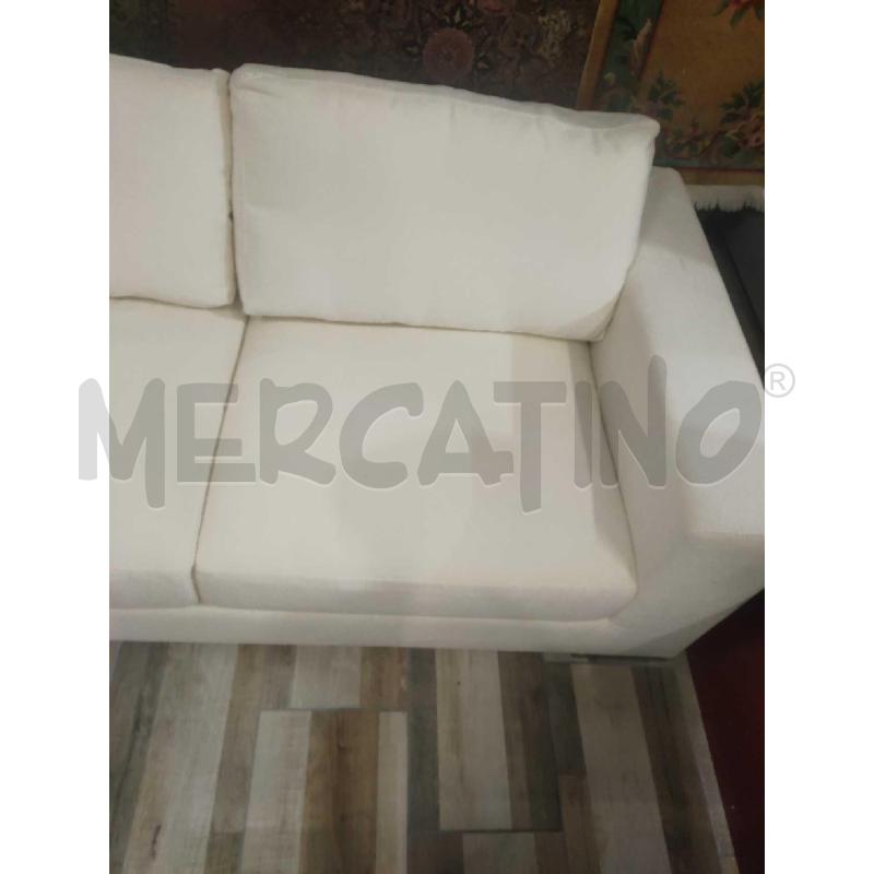 DIVANO 3 POSTI HOFFMAN BIANCO + COPERTURA  | Mercatino dell'Usato Settimo torinese 2