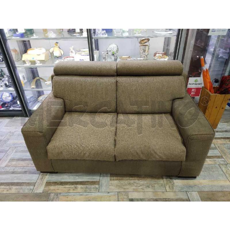 DIVANO 3 POSTI POLTRONE SOFA' TESSUTO  | Mercatino dell'Usato Settimo torinese 1