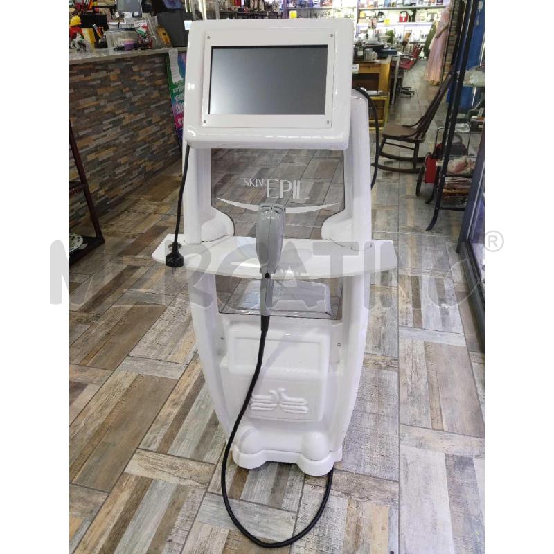EPILATORE PROFESSIONALE LUCE PULSATA SILK EPIL DA STUDIO | Mercatino dell'Usato Settimo torinese 1