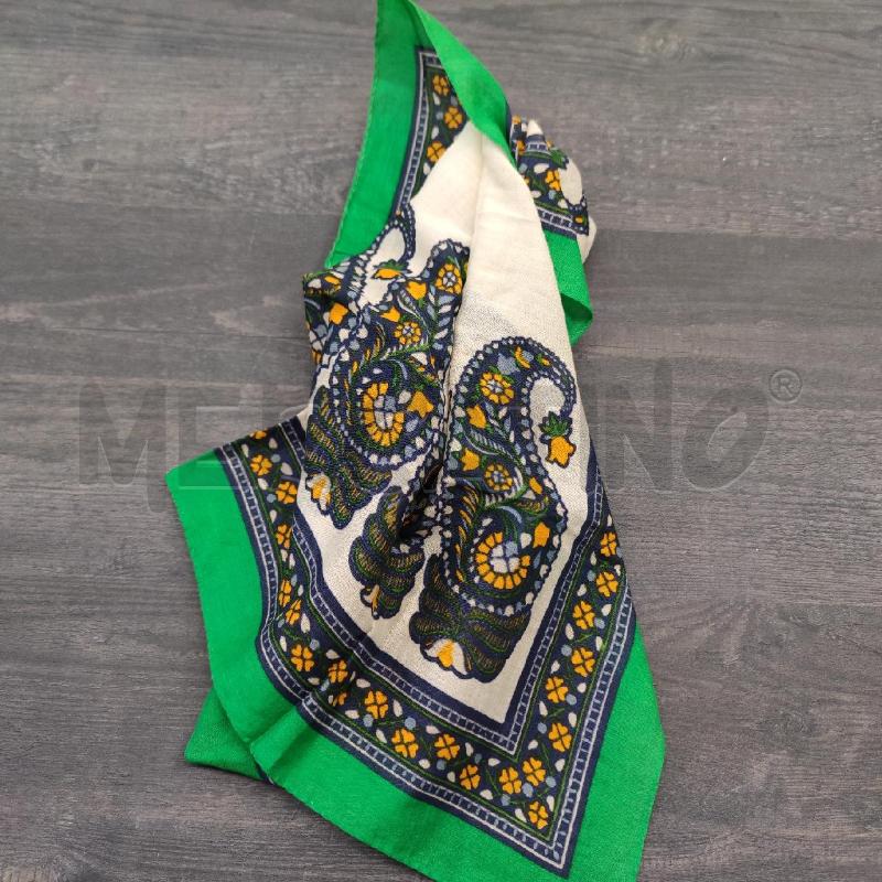 FOULARD PICCOLO YVES SAINT LAURENT VERDE MOTIVO BEIGE VIOLA | Mercatino dell'Usato Settimo torinese 3