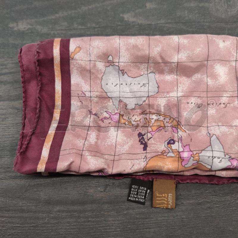 FOULARD PRIMA CLASSE VIOLA QUADRATO STAMPA GEO | Mercatino dell'Usato Settimo torinese 4