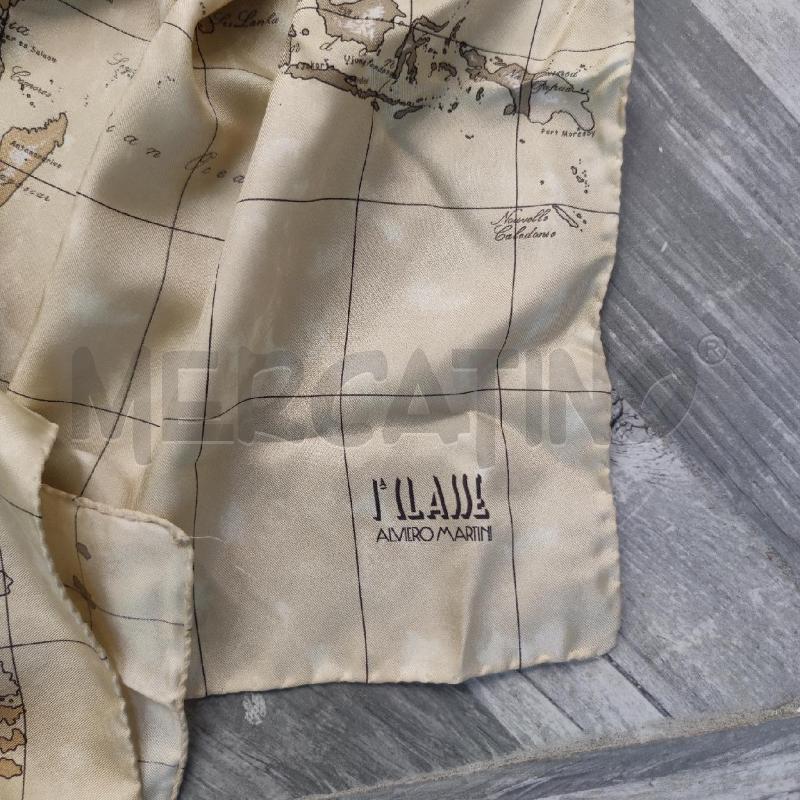 FOULARD SETA PRIMA CLASSE BEIGE STAMPA GEO | Mercatino dell'Usato Settimo torinese 2
