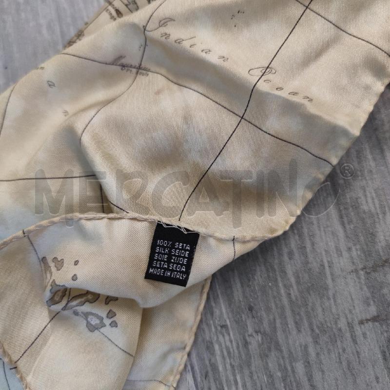 FOULARD SETA PRIMA CLASSE BEIGE STAMPA GEO | Mercatino dell'Usato Settimo torinese 3