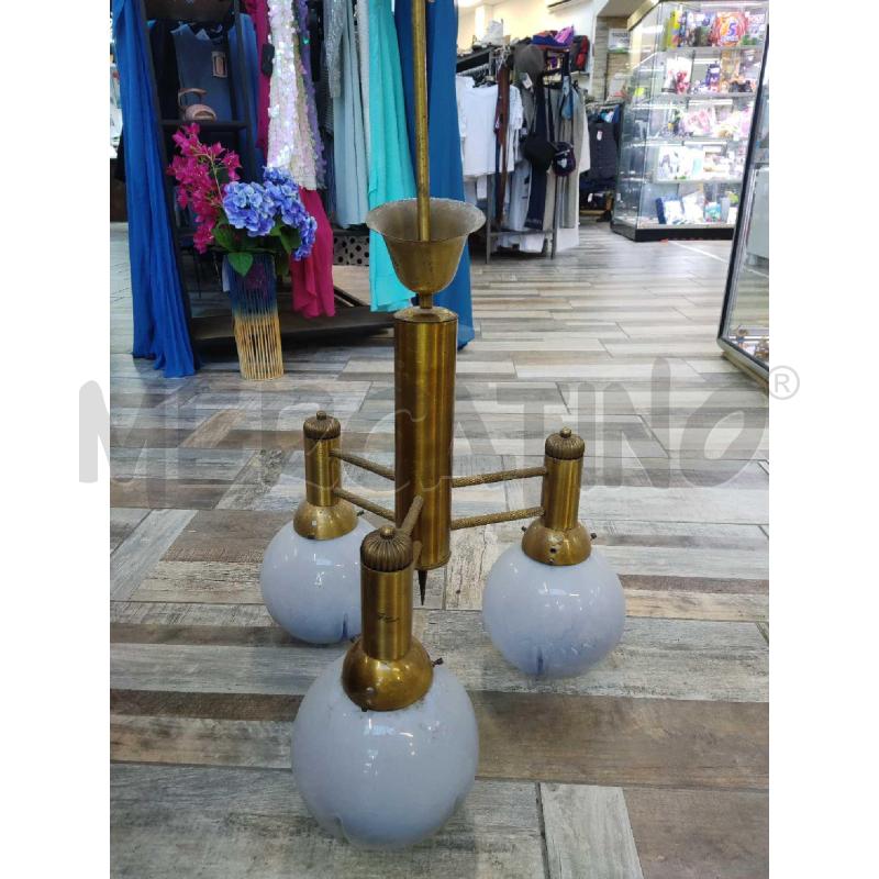 LAMPADARIO ANNI 70 VETRO 3 BOCCE DORATO | Mercatino dell'Usato Settimo torinese 1