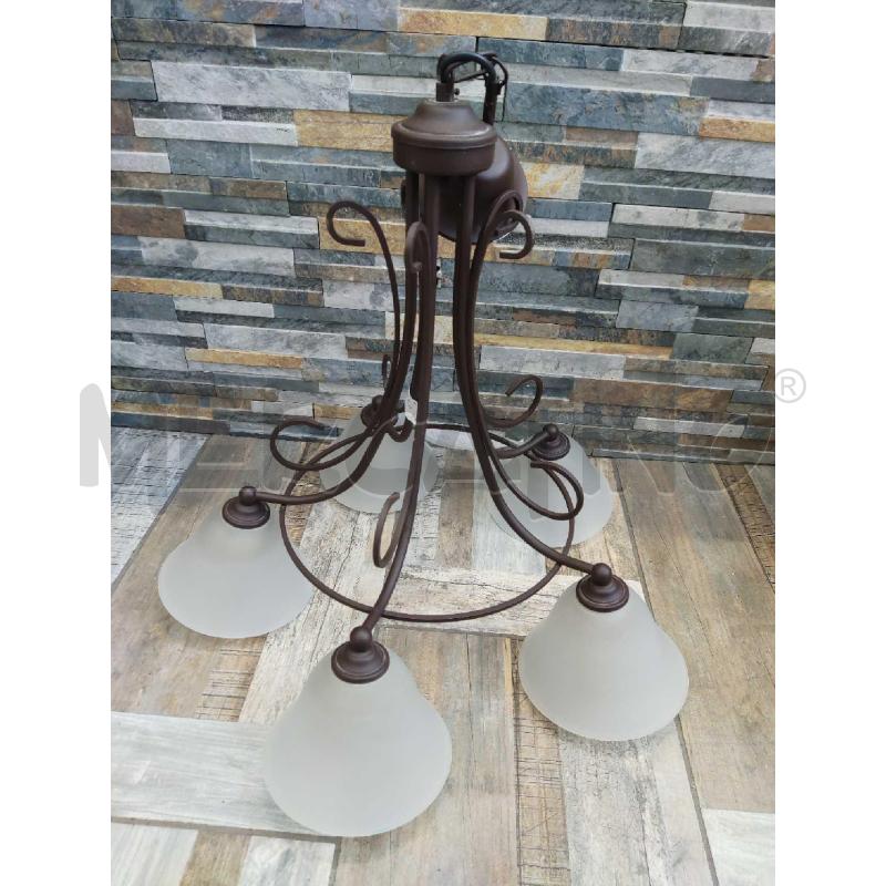 LAMPADARIO FERRO BATTUTO 5 LUCI  | Mercatino dell'Usato Settimo torinese 1