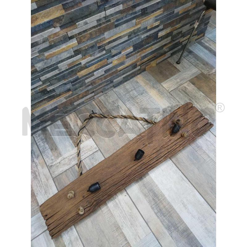 LAMPADARIO LEGNO DA APPENDERE | Mercatino dell'Usato Settimo torinese 1