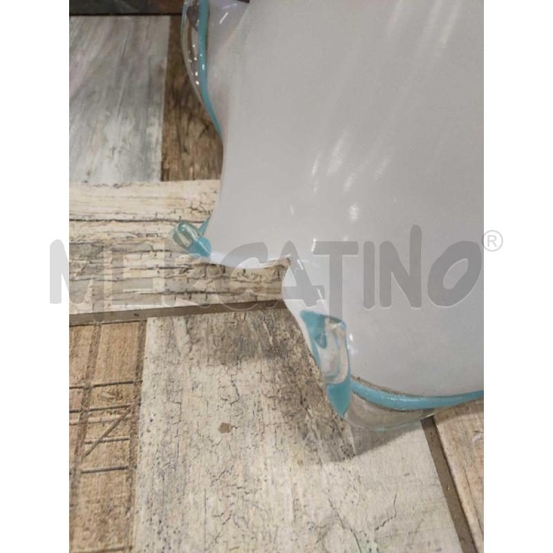 LAMPADARIO VETRO BIANCO CON  BORDINO AZZURRO | Mercatino dell'Usato Settimo torinese 2