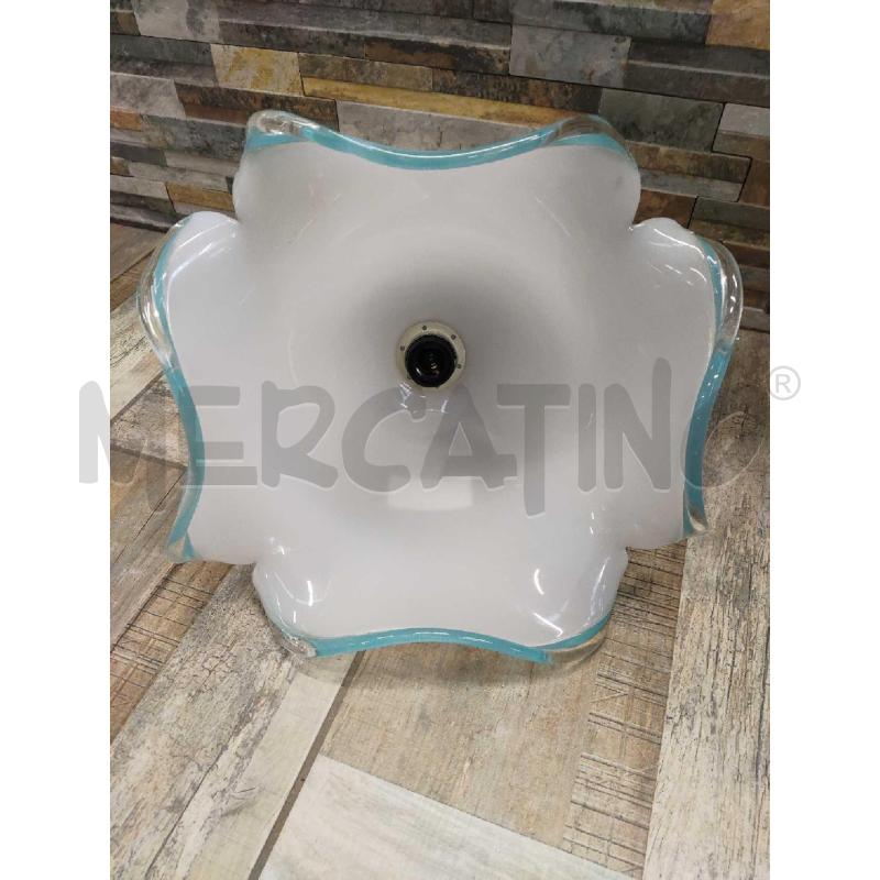 LAMPADARIO VETRO BIANCO CON  BORDINO AZZURRO | Mercatino dell'Usato Settimo torinese 4