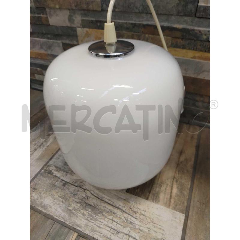 LAMPADARIO VETRO BIANCO DESIGNE | Mercatino dell'Usato Settimo torinese 2