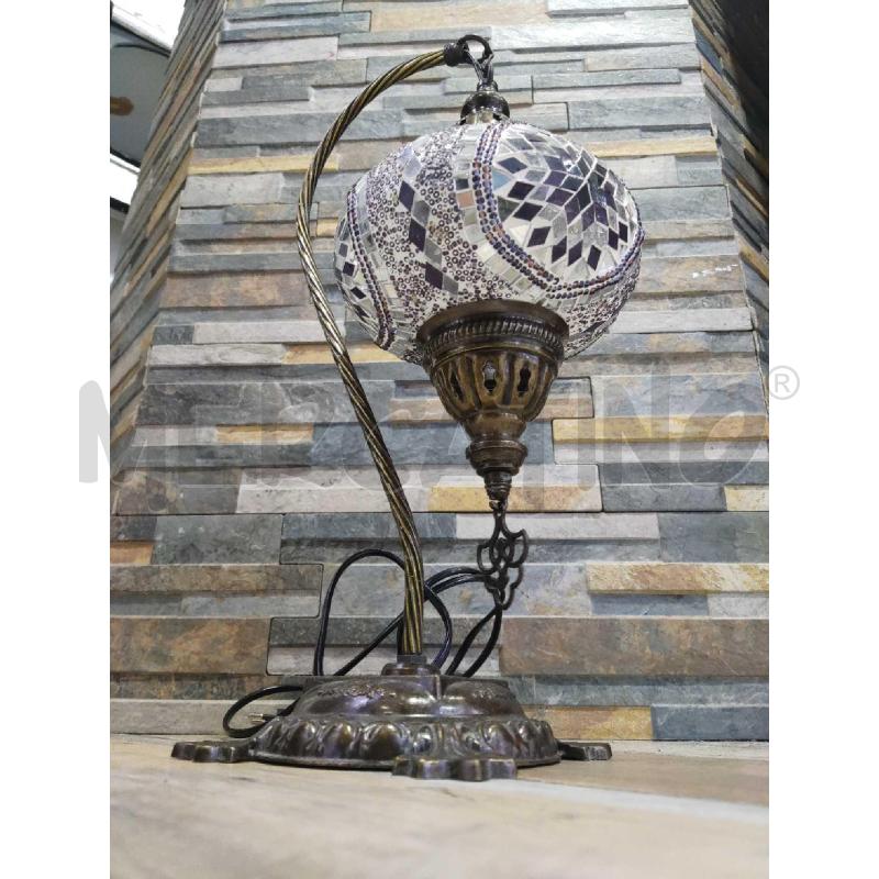 LAMPADA DA TAVOLO STILE TURCO CON BASE METALLO | Mercatino dell'Usato Settimo torinese 3