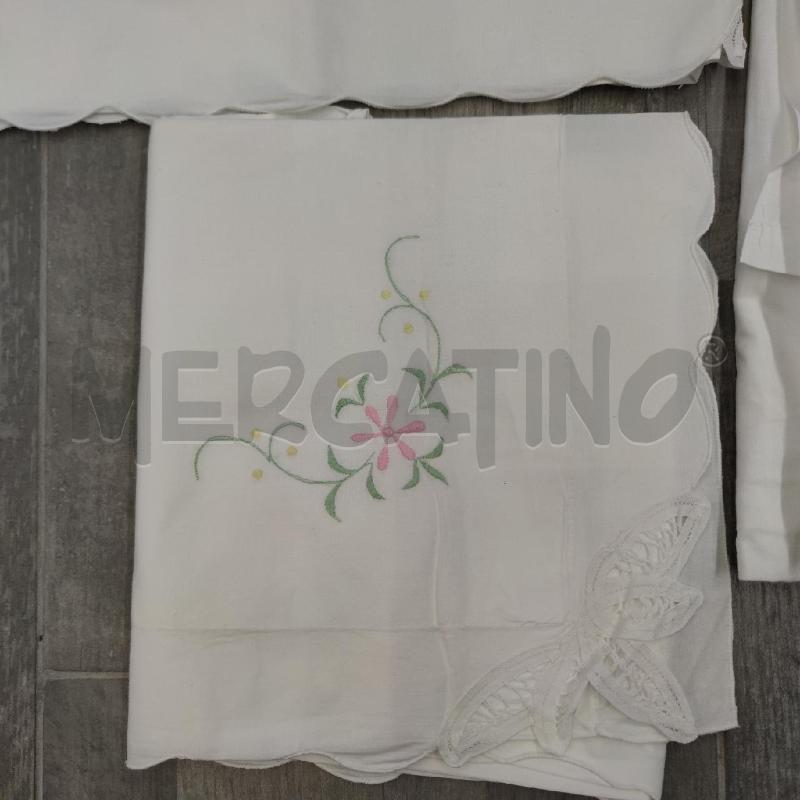 LENZUOLO SOPRA+2 FEDERE BIANCO RICAMO FIORE ROSA | Mercatino dell'Usato Settimo torinese 4