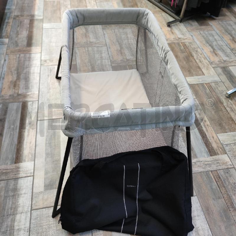 LETTINO CAMPEGGIO BABYBJORN LIGHT  | Mercatino dell'Usato Settimo torinese 1