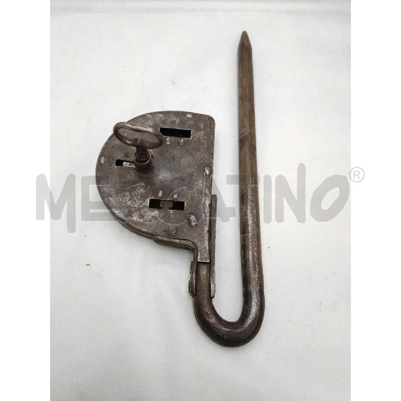 LUCCHETTO 900 ANTICO CON CHIAVE TRIANGOLARE  | Mercatino dell'Usato Settimo torinese 1
