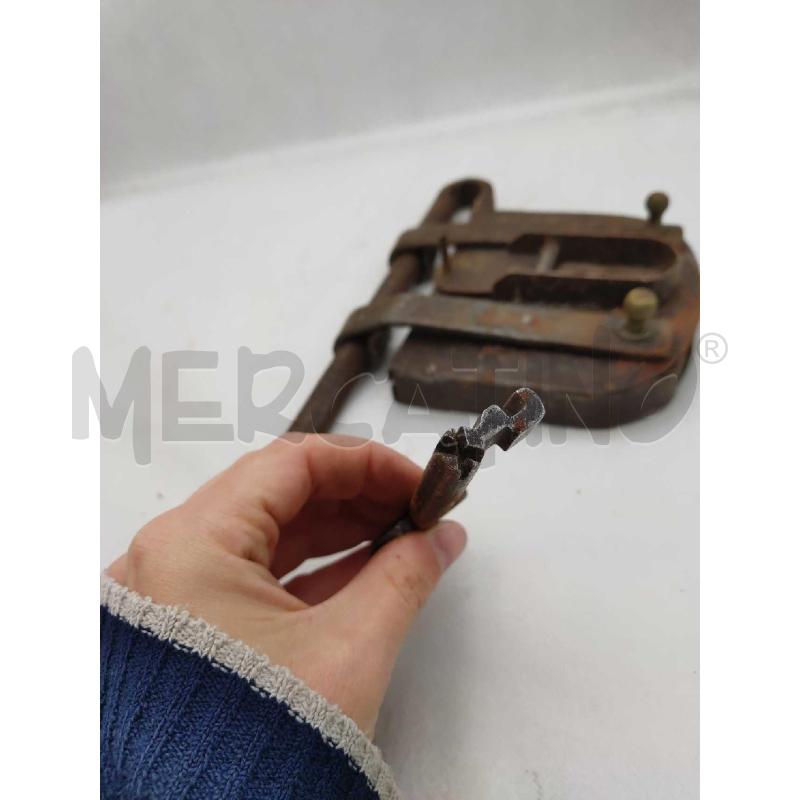 LUCCHETTO ANTICO 900 CHIAVE SCHELETRICA X  | Mercatino dell'Usato Settimo torinese 2