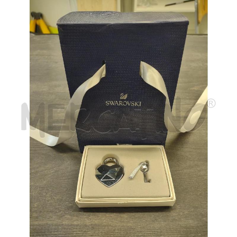 LUCCHETTO CON CHIAVE SWAROVSKI  | Mercatino dell'Usato Settimo torinese 1