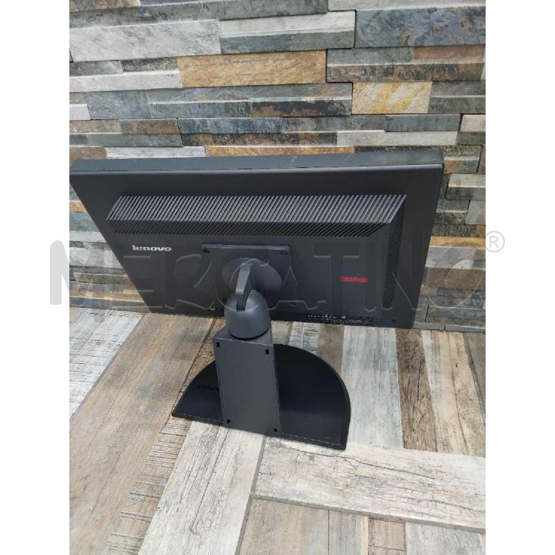 MONITOR LENOVO THINKVISION | Mercatino dell'Usato Settimo torinese 4