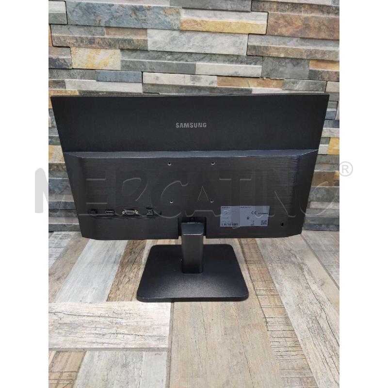 MONITOR SAMSUNG ESSENTIAL MONITOR S33A DIMENSIONI 47 CM FUNZIONANTE | Mercatino dell'Usato Settimo torinese 3