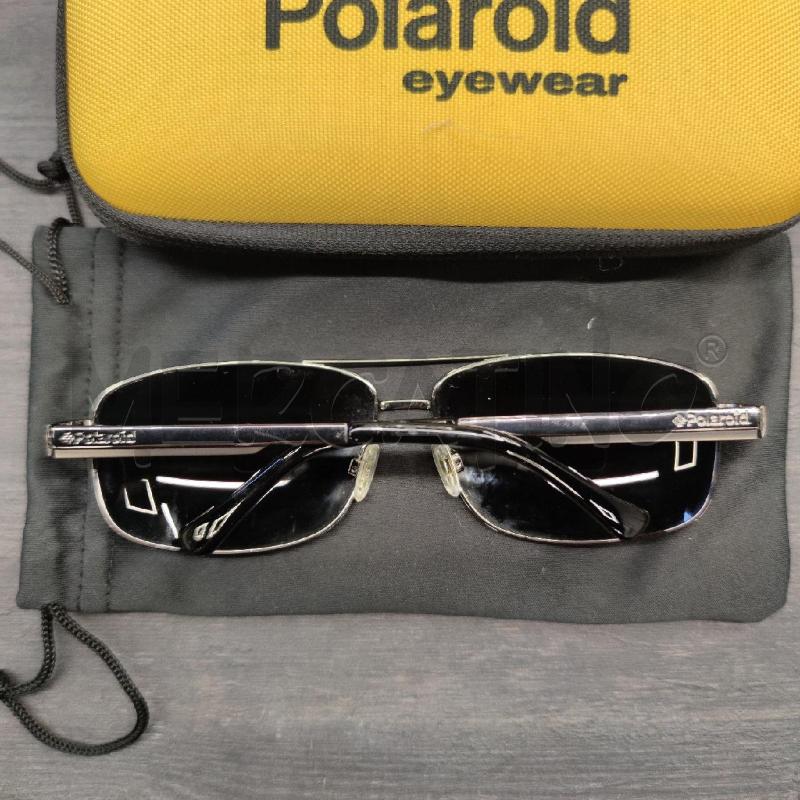OCCHIALI UOMO DA SOLE POLAROID LENTI NERE QUADR | Mercatino dell'Usato Settimo torinese 2