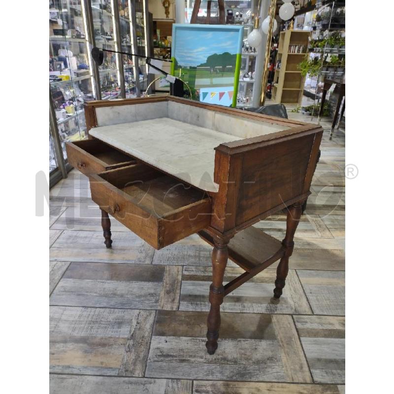 PETINOUSE IN LEGNO CON PIANO IN MARMO | Mercatino dell'Usato Settimo torinese 2