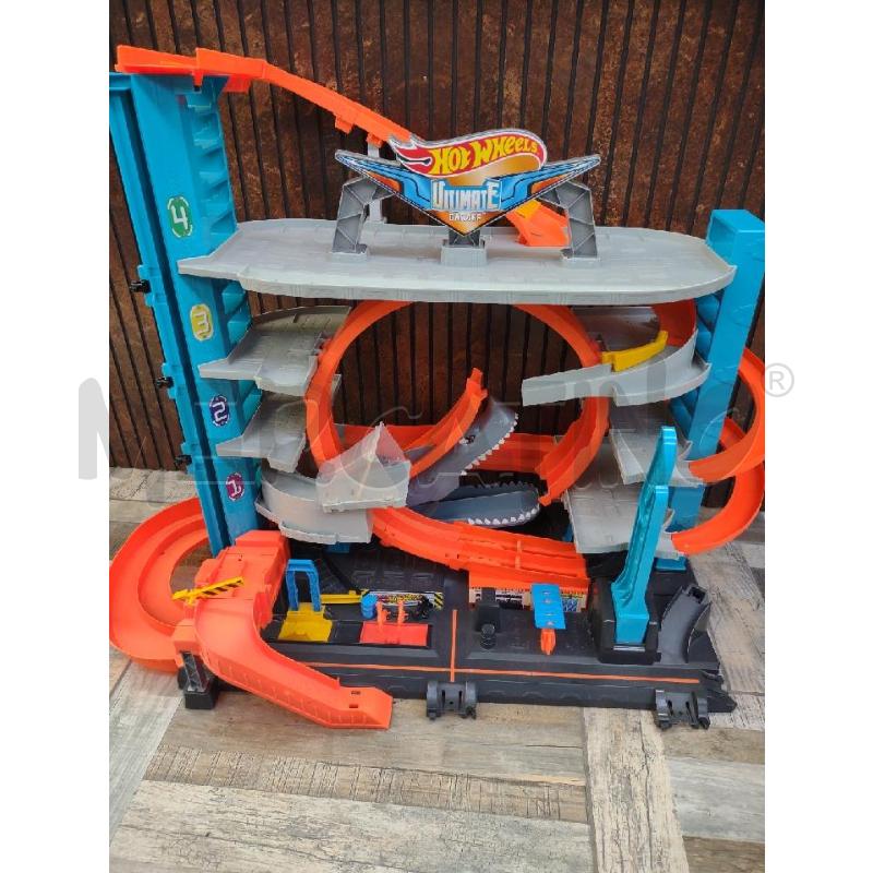 PISTA HOTWHEELS ULTIMATE GARAGE SQUALO | Mercatino dell'Usato Settimo torinese 1